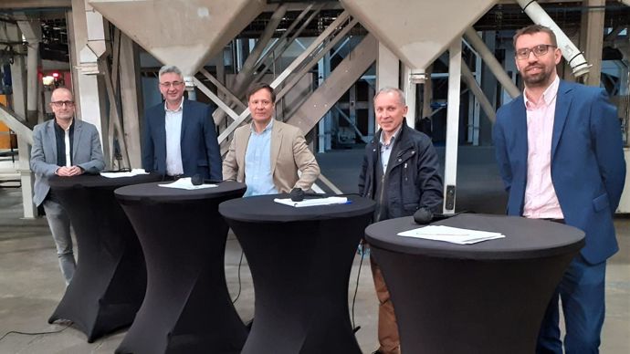 L’équipe de direction de Cérience, Laurent Victor, directeur marketing (à g.), Denis David, DGA, Luc Saint-Bonnet, DG, Patrick Rousseau, directeur commercial, production et prestations et Benoît Doucet, directeur commercial sélection semences et solutions.